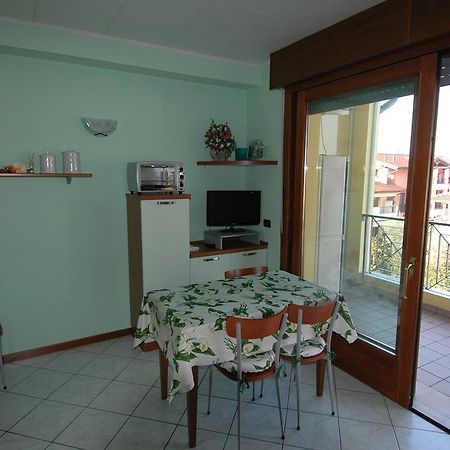 סירמיונה Appartamento Alle Magnolie מראה חיצוני תמונה